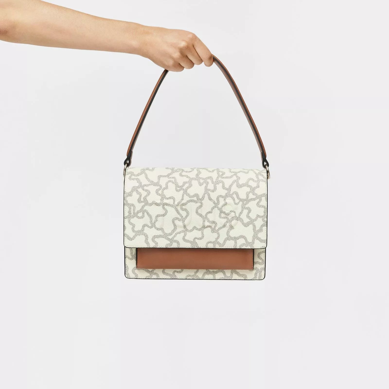 Bandolera Tous mediana Audree Kaos Icon Monograma Camel y Vainilla