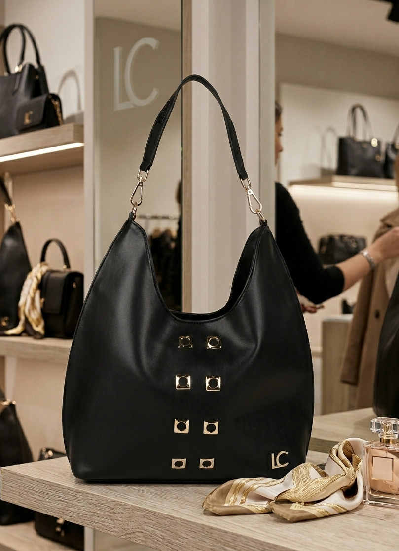 Bolso Lola Casademunt con Ojales Cuadrados Negro