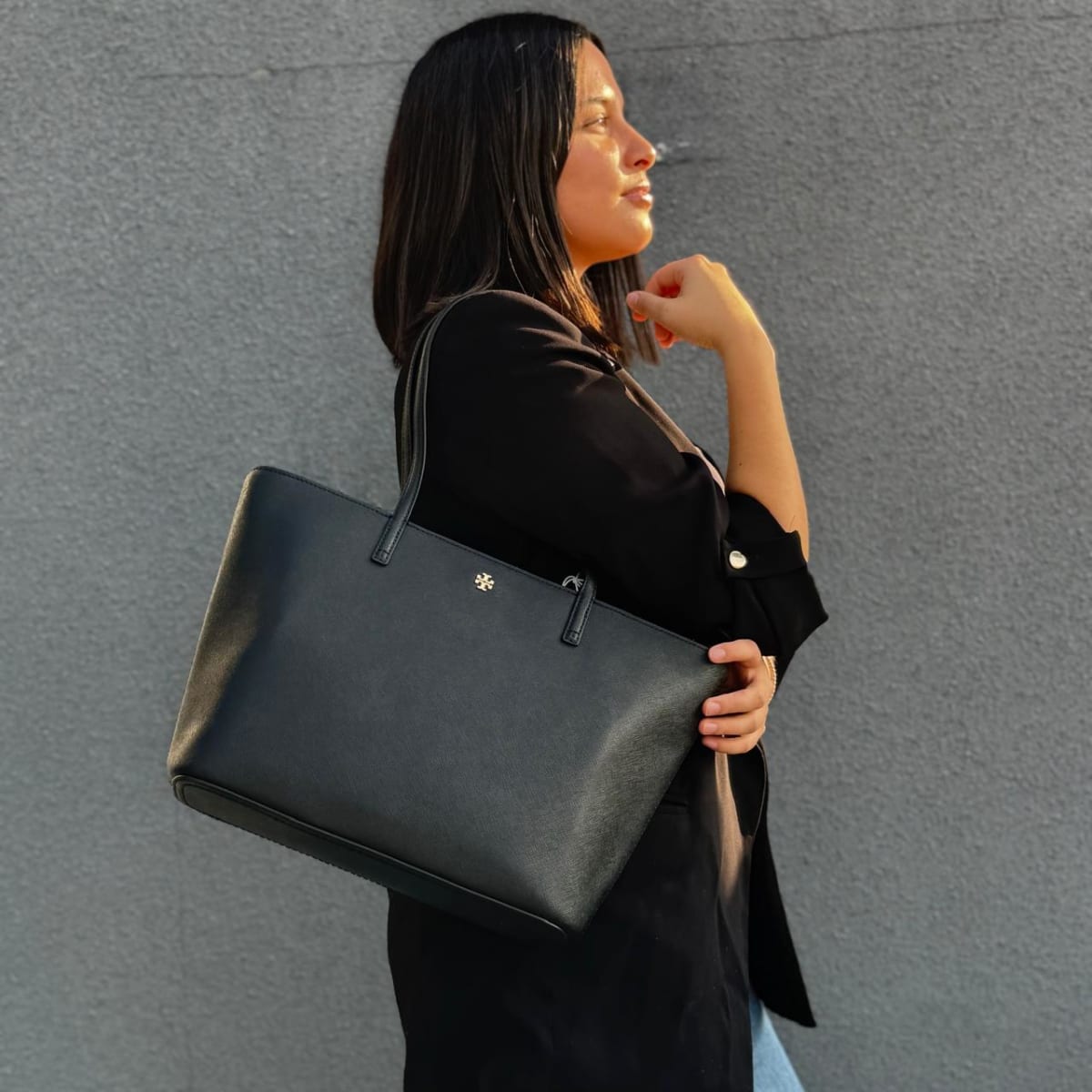 Bolso Tory Burch Tote Cuero Grande Con cierre Negro
