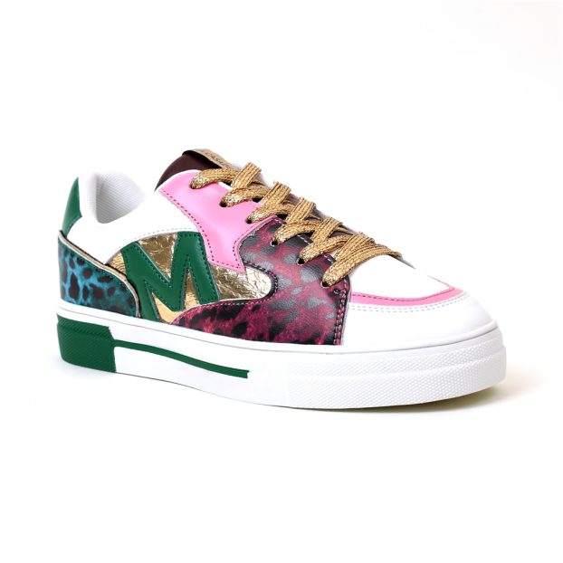 Zapatillas Lola Casademunt Verde con fucsia