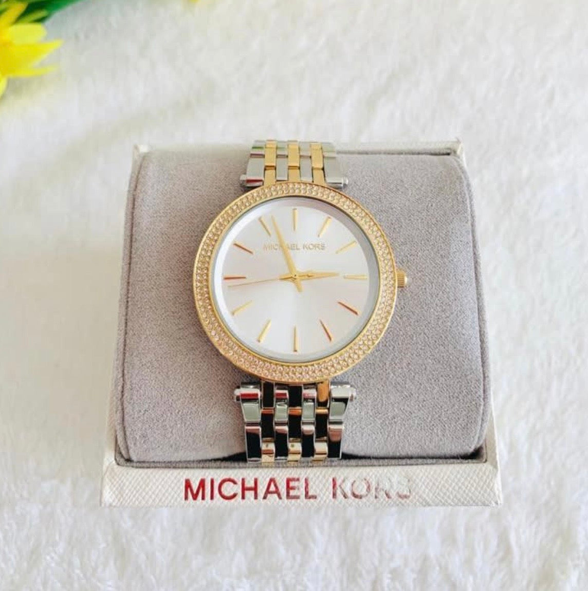 Reloj mujer Michael Kors correa metalica circunferencia circones plateado con dorado