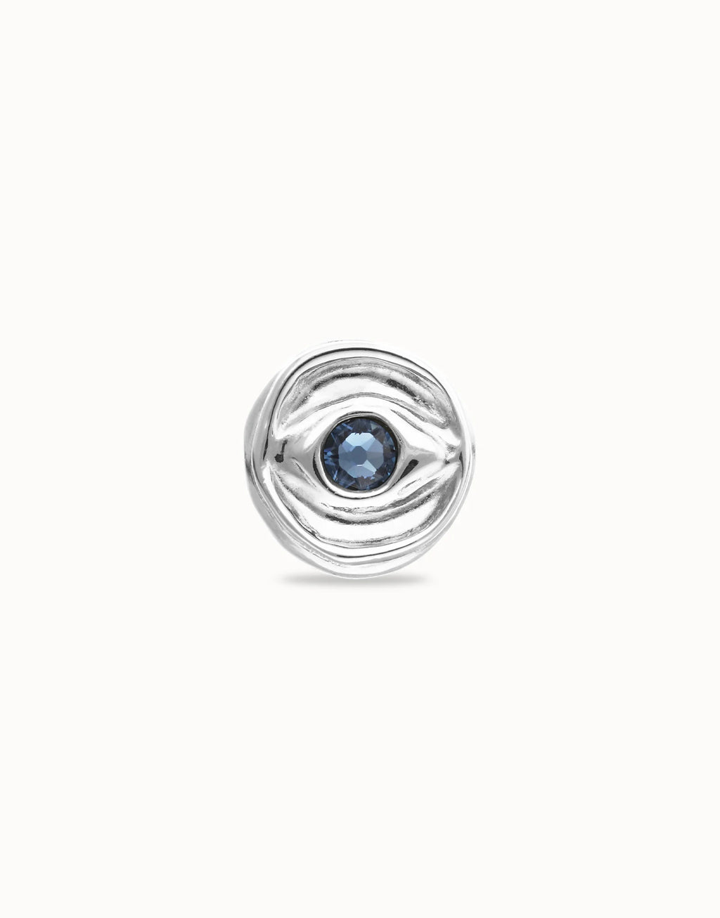 Anillo Uno de 50 tipo sello en plata de ley y forma de ojo con cristal facetado azul