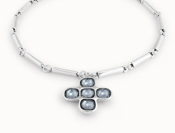 Collar Uno de 50 oh lord cruz piedras grises