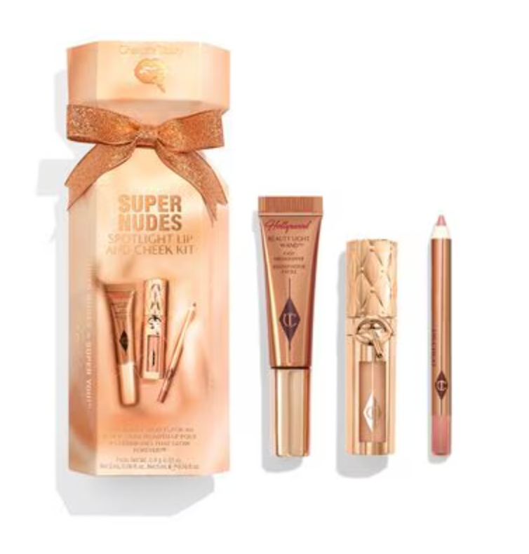 Set Charlotte tilbury Super nudes spotlight lip and cheek kit (set de labios y mejillas)