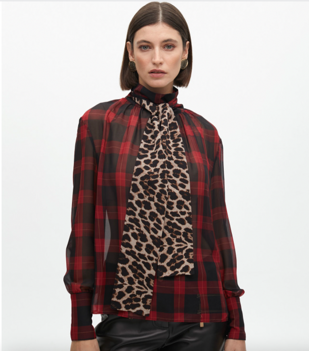 Blusa Lola Casademunt lazada animal print combinado tartán
