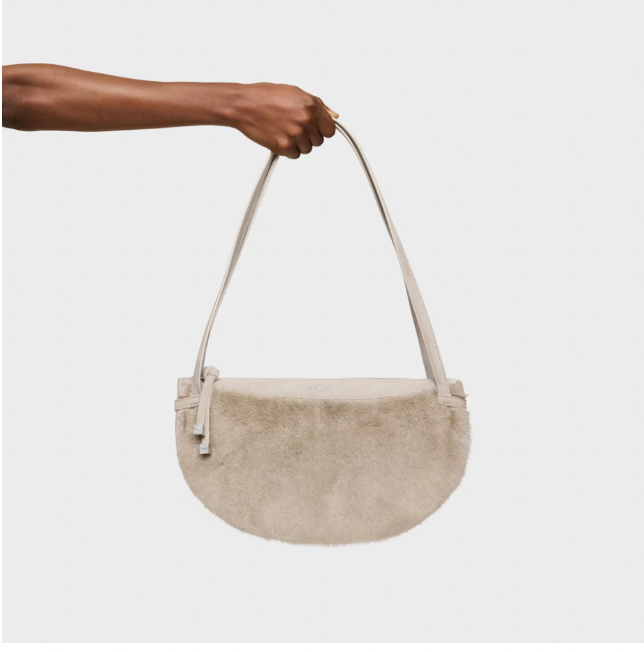Bolso Tous de hombro Halfmoon peluda Beige