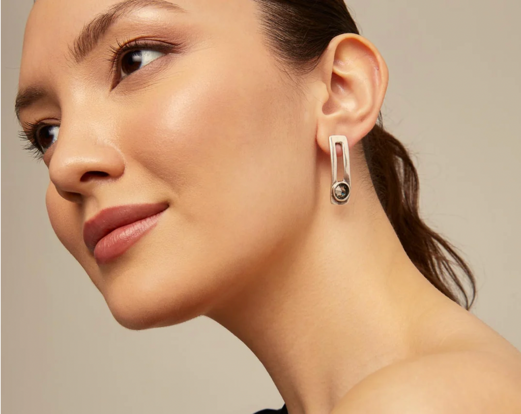 Aros Uno de 50 On my own Rectangulares alargados Piedra gris