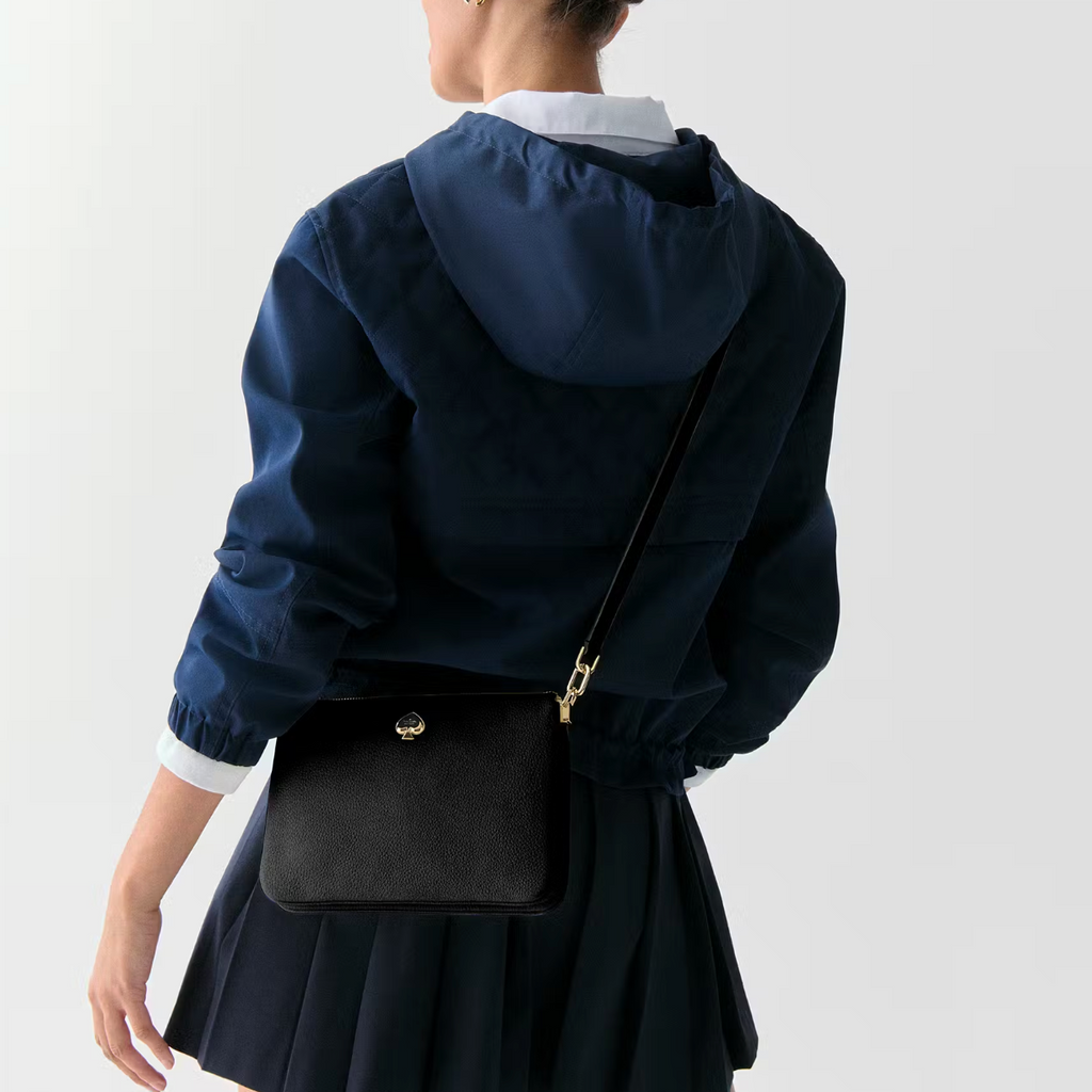 Cartera Kate Spade Kayla crossbody rectangular vertical cuero liso negro