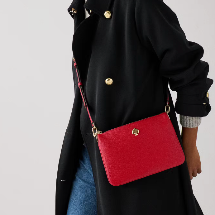 Cartera Kate Spade Kayla crossbody rectangular vertical cuero liso rojo