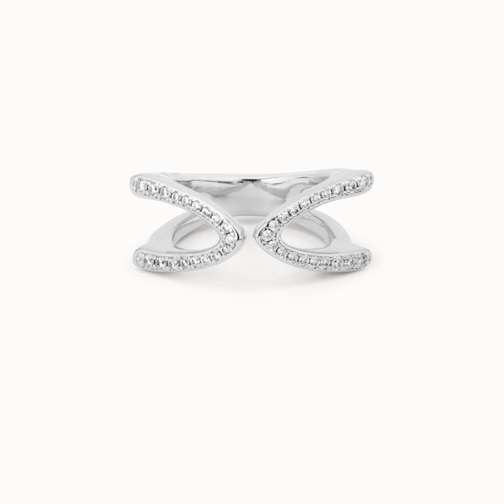 Anillo Uno de 50 bañado en oro 18K abierto con topacios