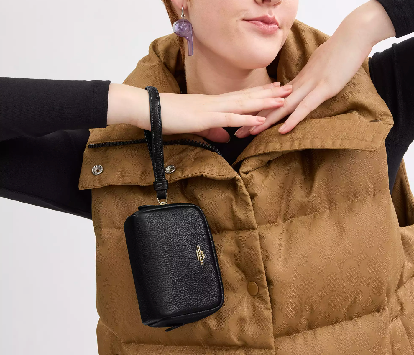 Monedero Coach Pouch Wrislet negro