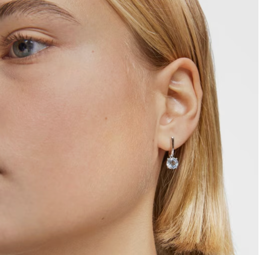 Aros de plata y topacio azul Basic Colors