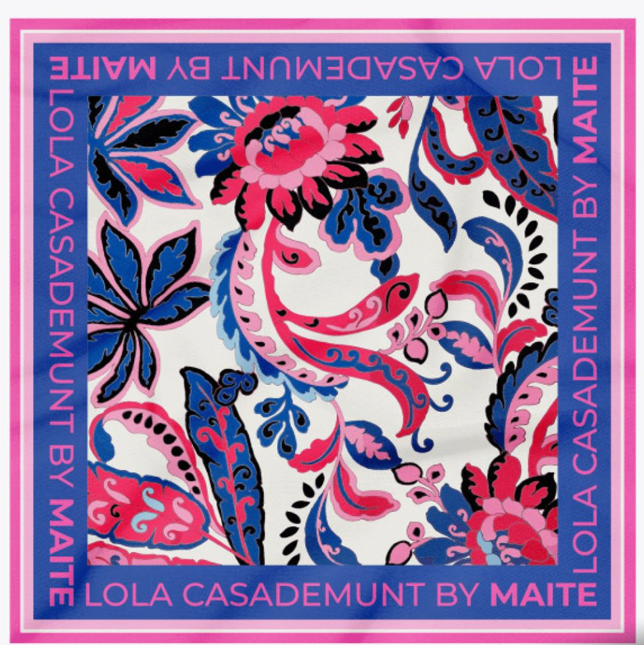 Pañuelo Lola Casademunt Estampado floral azul, blanco y rosados