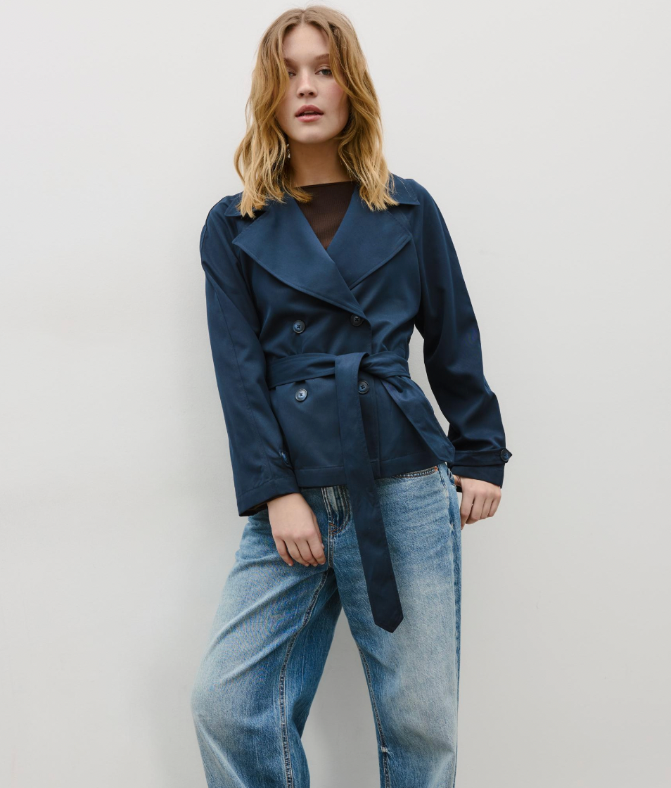 Trench Stradivarius corto Azul Marino talla M