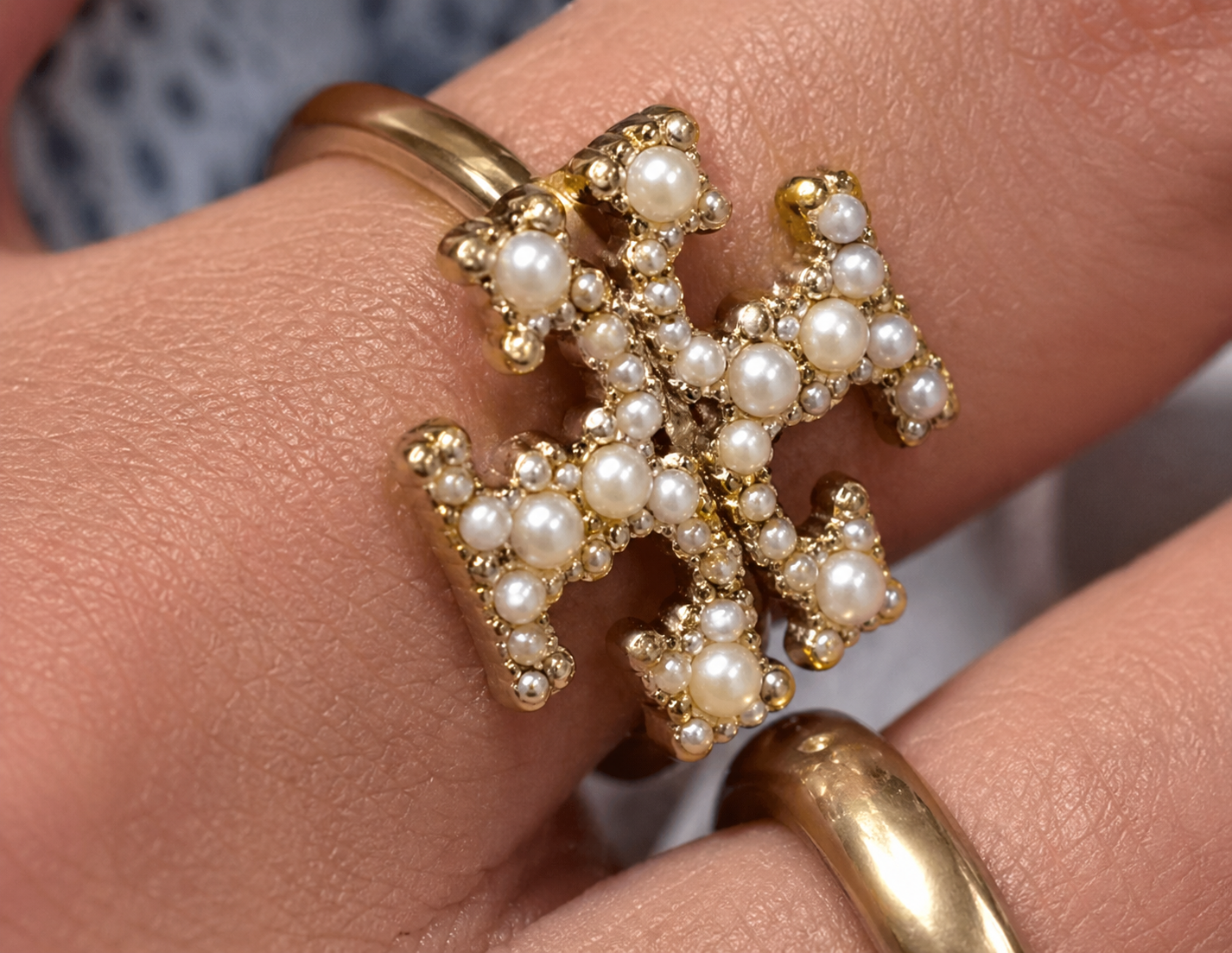 Anillo Tory Burch perla