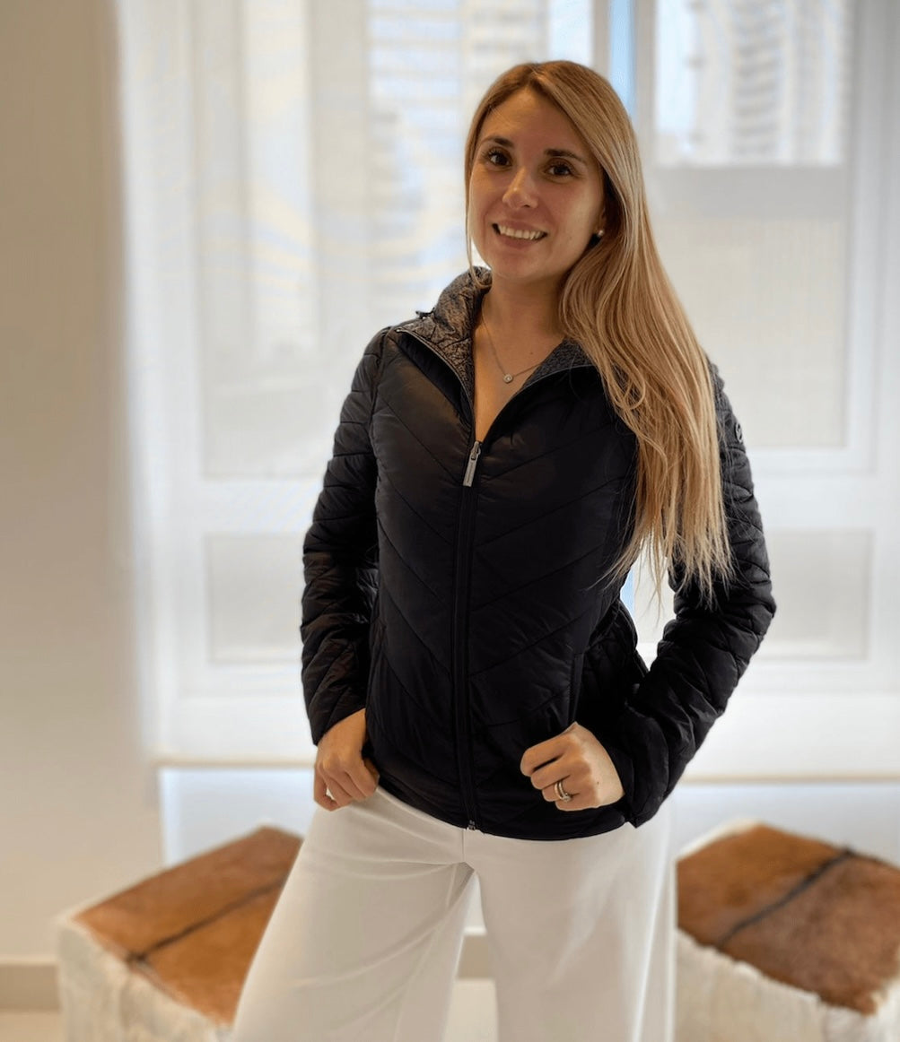 Parka Mujer Michael Kors Plumas Reversible Negra