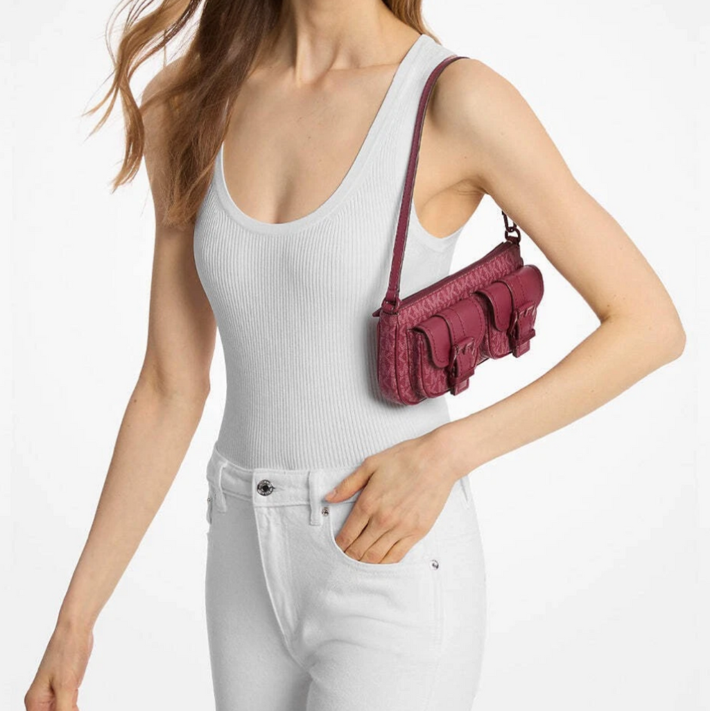 Cartera Michael Kors pequeña burdeo monograma