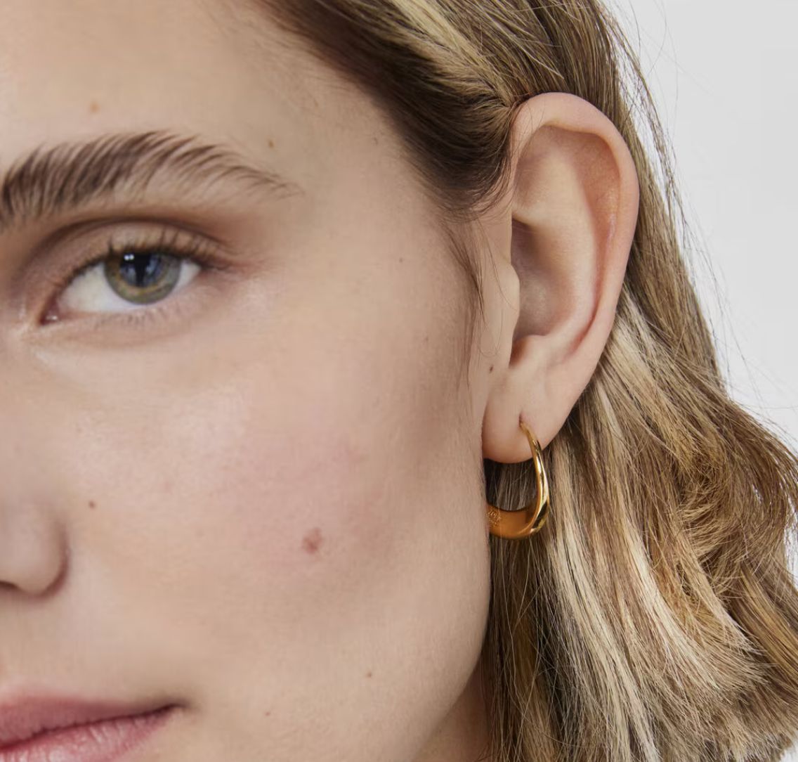 Aros Tous Pendientes Gregal de aro bañados en oro de 18 kt sobre plata en dorado