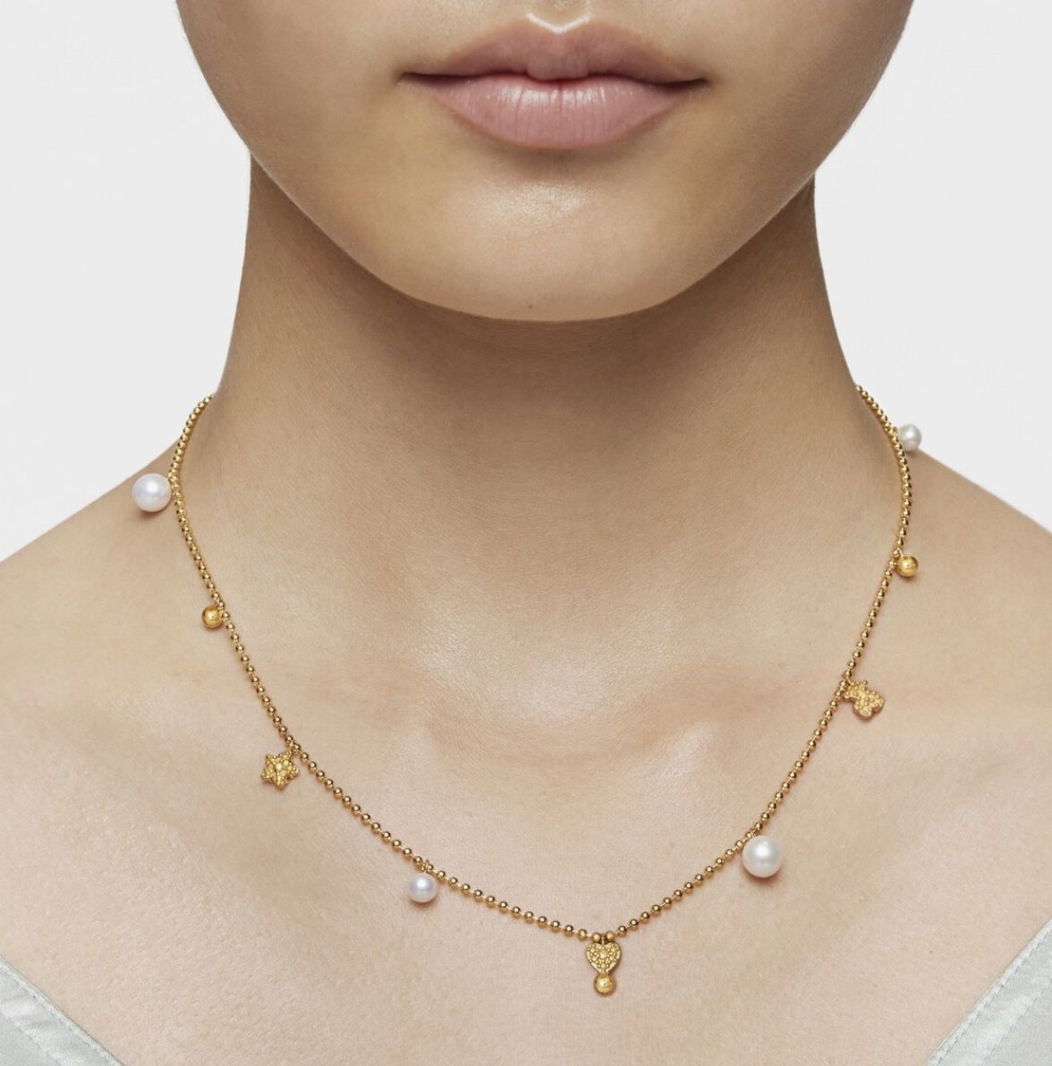 Collar Tous corto con baño de oro de 18 kt sobre plata, perlas cultivadas y motivos Grain