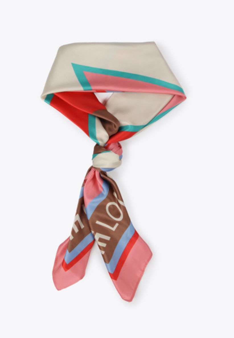 Pañuelo Lola Casademunt M Colores