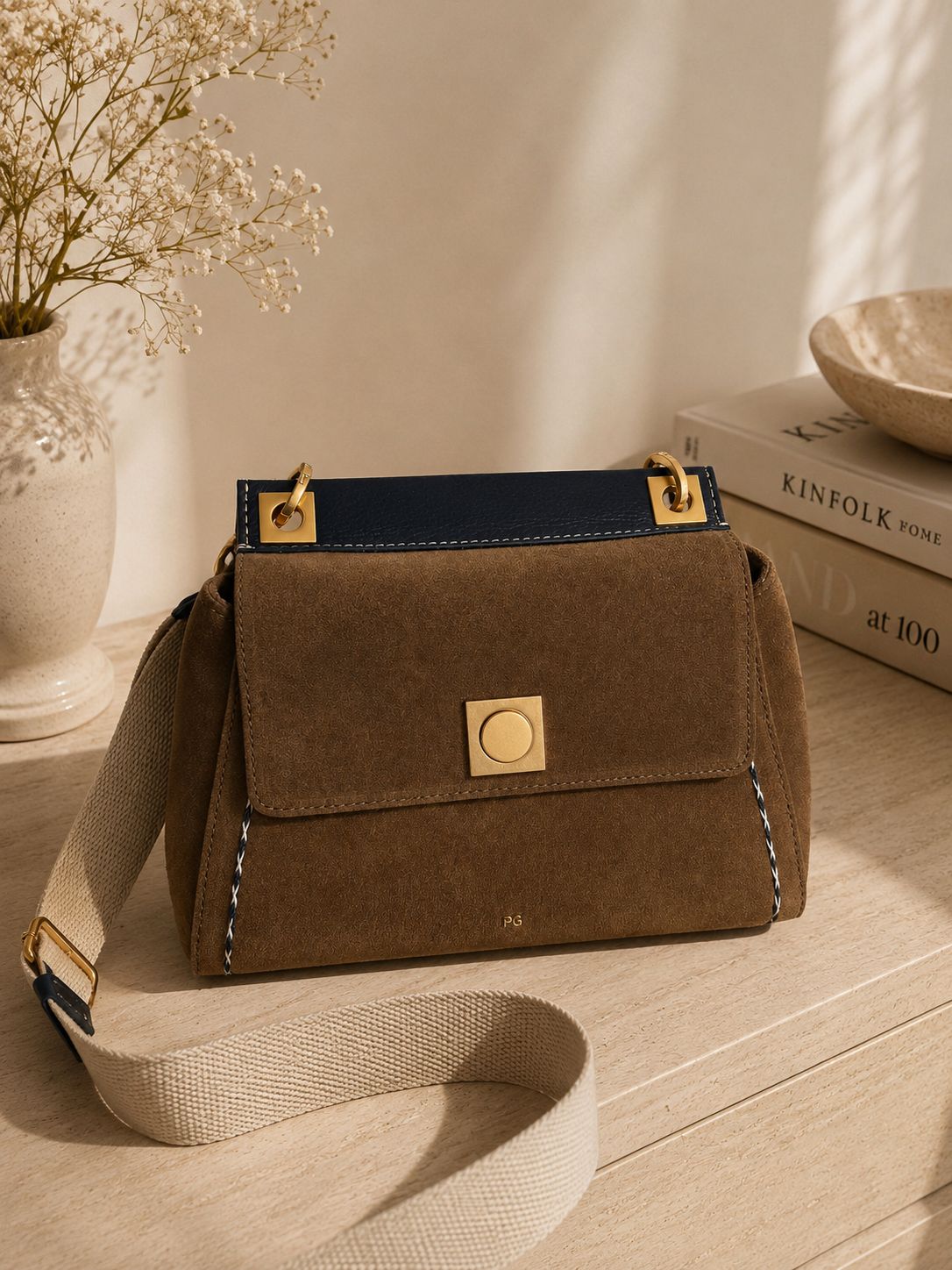 Cartera Purificación García con Manga cuero cafe