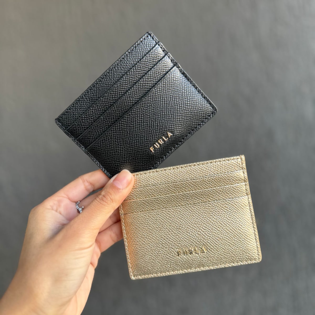 Tarjetero Furla