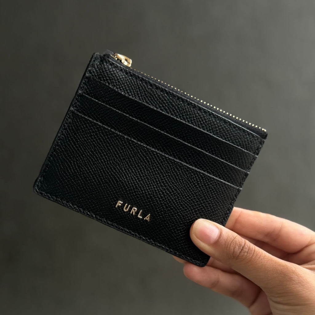 Tarjetero y monedero modelo Camelia Furla