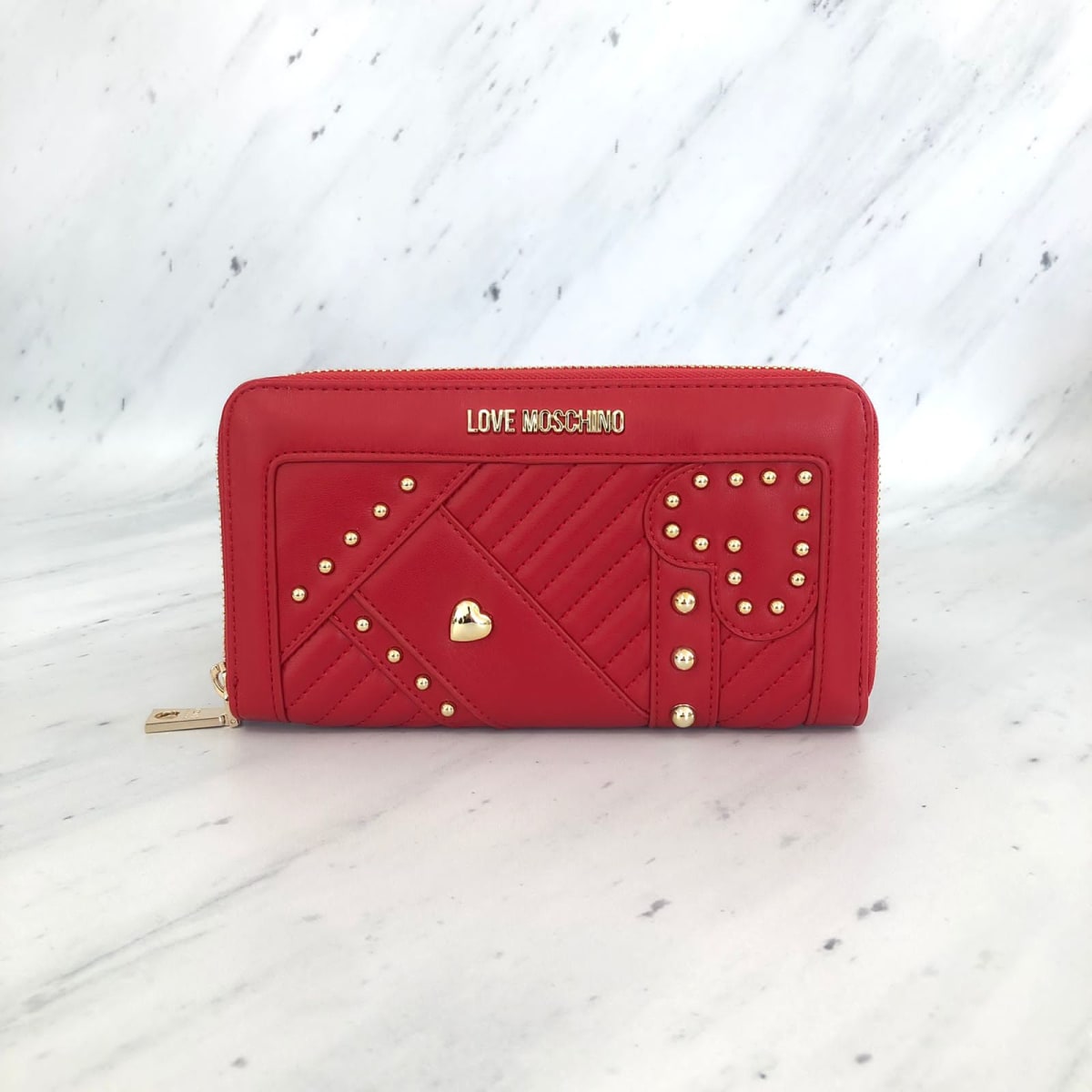 Billetera Love Moschino tachas rojo