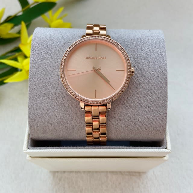 Reloj mujer Michael Kors correa metalica delgada circunferencia circones rose gold