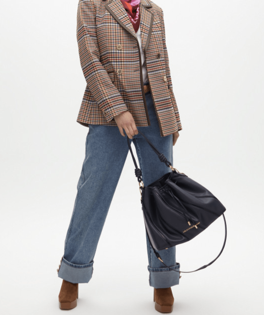 Cartera Lola Casademunt detalles en efecto piel serpiente Azul Marino