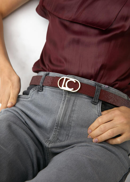 Cinturon Lola Casademunt reversible textura piel serpiente Rojo - Burdeo