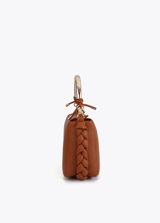 Bolso Lola Casademunt asa metálica troquelada camel