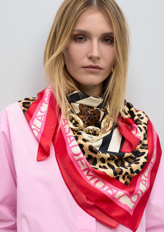 Pañuelo satinado con estampado combinado de rallas y leopardos