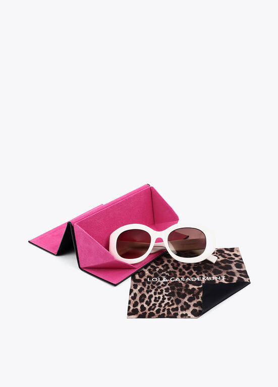 Lentes Lola Casademunt  de sol en forma redondeada crudo
