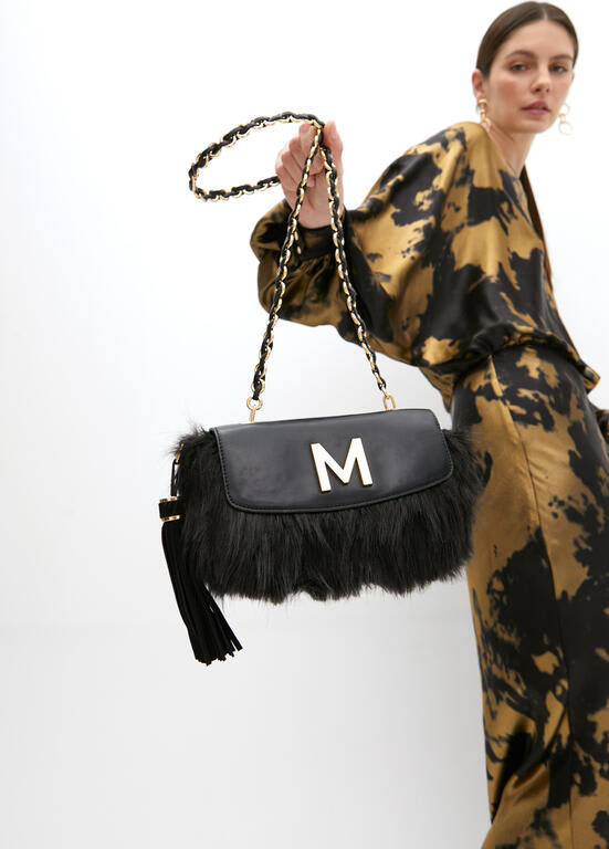 Cartera Lola Casademunt Bandolera Rectangular Peluda Negra