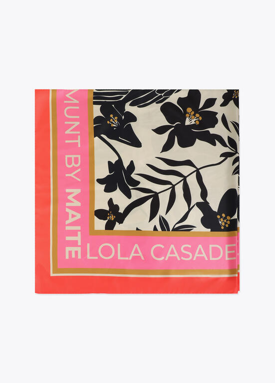 Panuelo Lola Casademunt con estampado floral y aves
