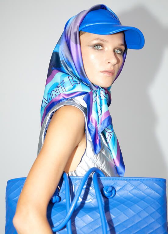 Jockey Lola Casademunt Azul electrico