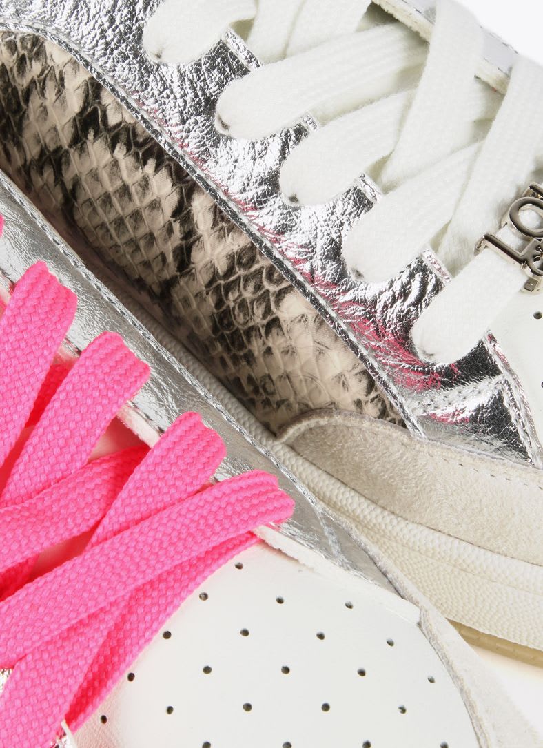 Zapatillas Lola Casademunt Efecto reptil fucsia