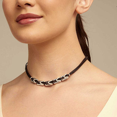 Collar uno de 50 De Cuero con Eslabones con topacios de plata